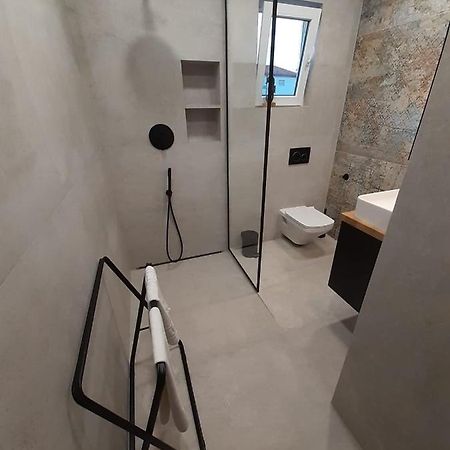 Apartments Dile Sukošan Εξωτερικό φωτογραφία