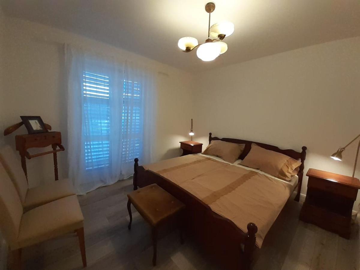 Apartments Dile Sukošan Εξωτερικό φωτογραφία