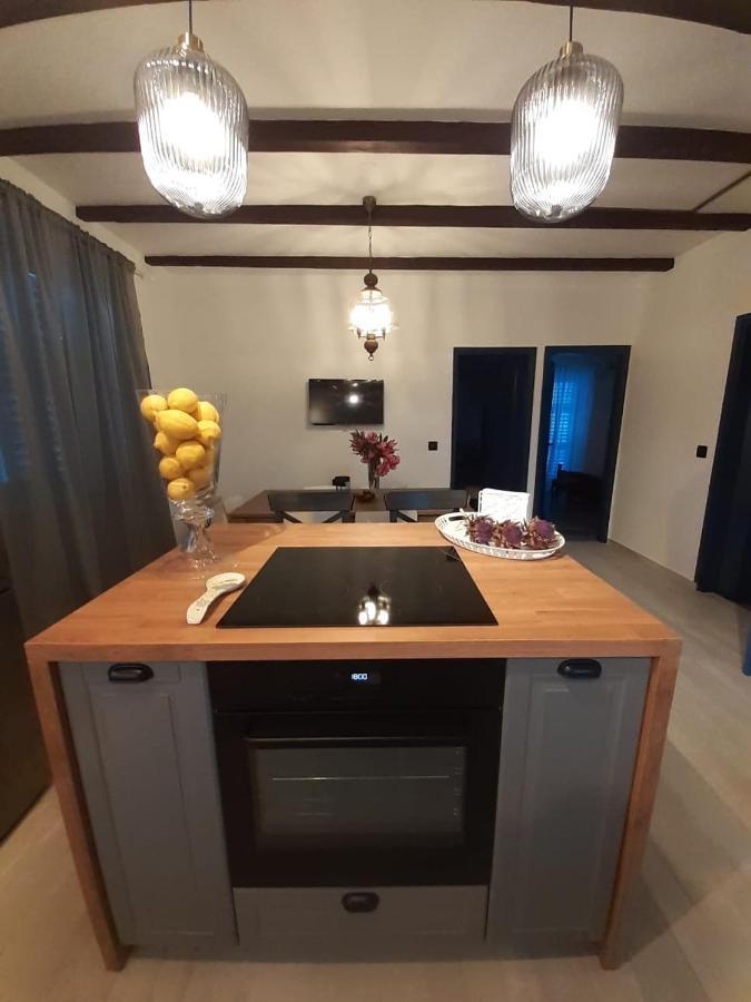 Apartments Dile Sukošan Εξωτερικό φωτογραφία