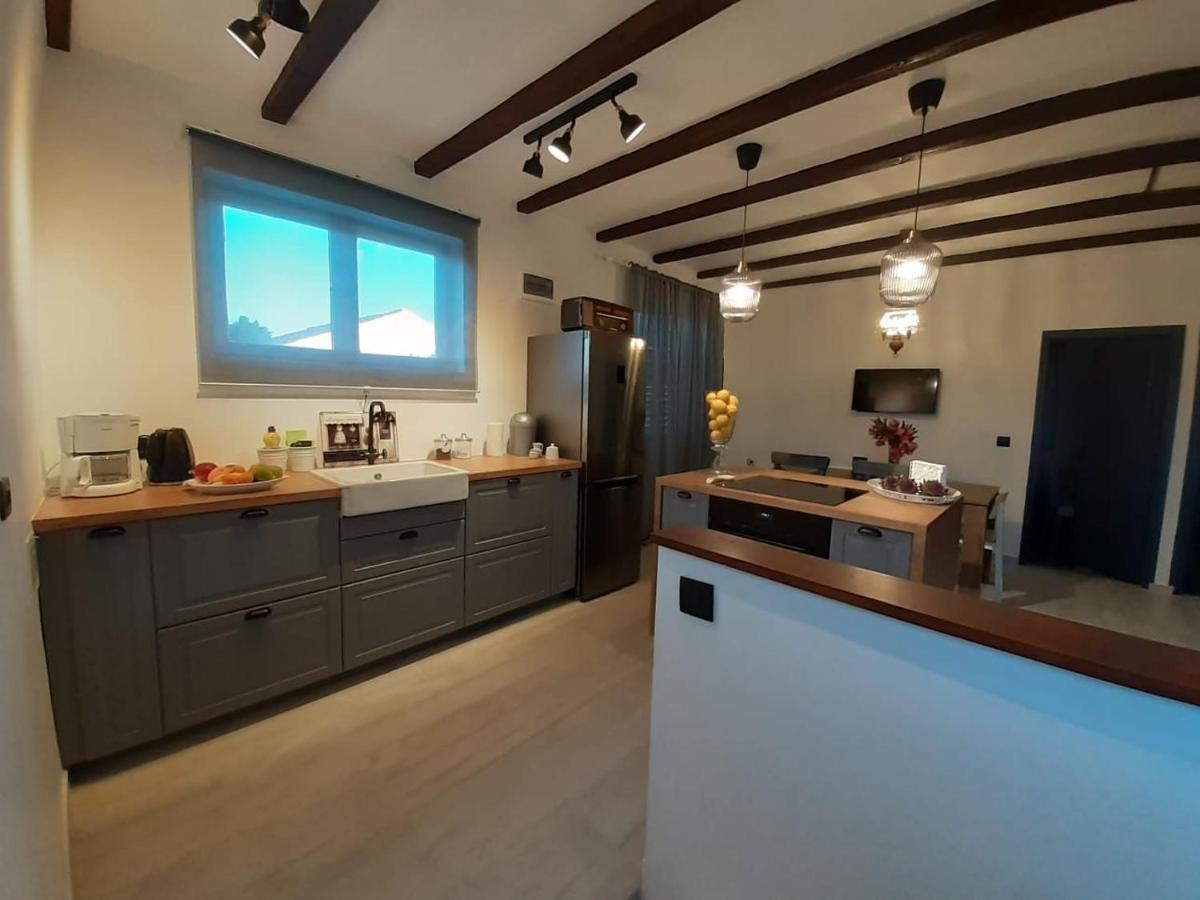 Apartments Dile Sukošan Εξωτερικό φωτογραφία