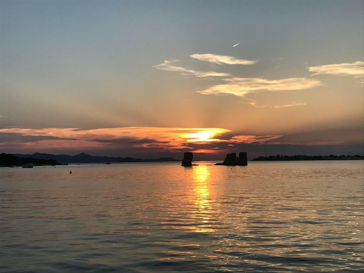 Apartments Dile Sukošan Εξωτερικό φωτογραφία